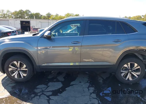 2025 Volkswagen Atlas Cross Sport 2.0T Se z USA, uszkodzony, nr VIN 1V2LE2CA8SC207542